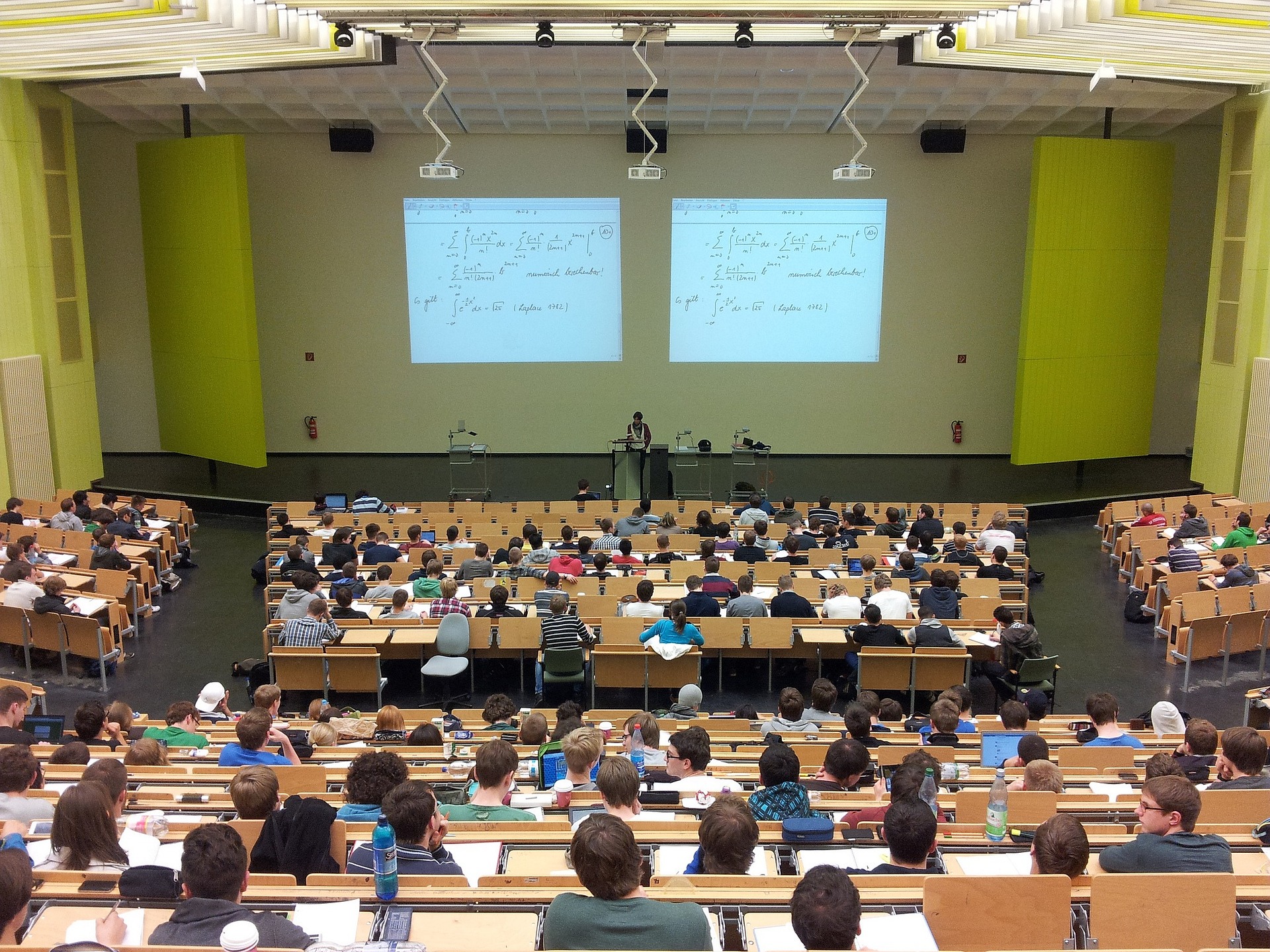 Bremens Koalition streitet über die Zukunft der Zivilklausel an Hochschulen